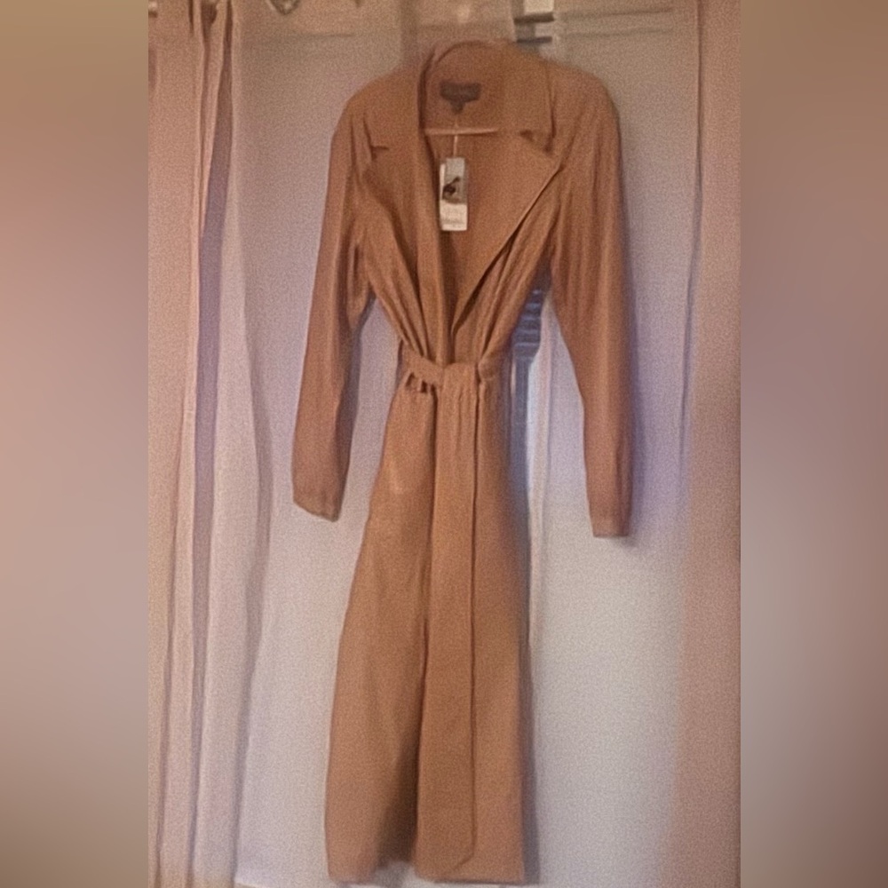 Elegant Tan Women's Trench Coat